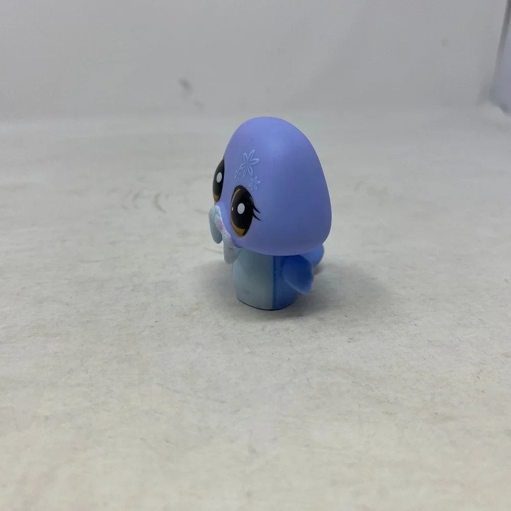 Hasbro Littlest Pet Shop Purple Walrus Snowflake 2008‎ LPS Figure Sea Creature